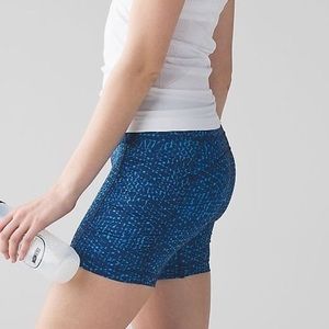 Lululemon speed track run yoga shorts EUC