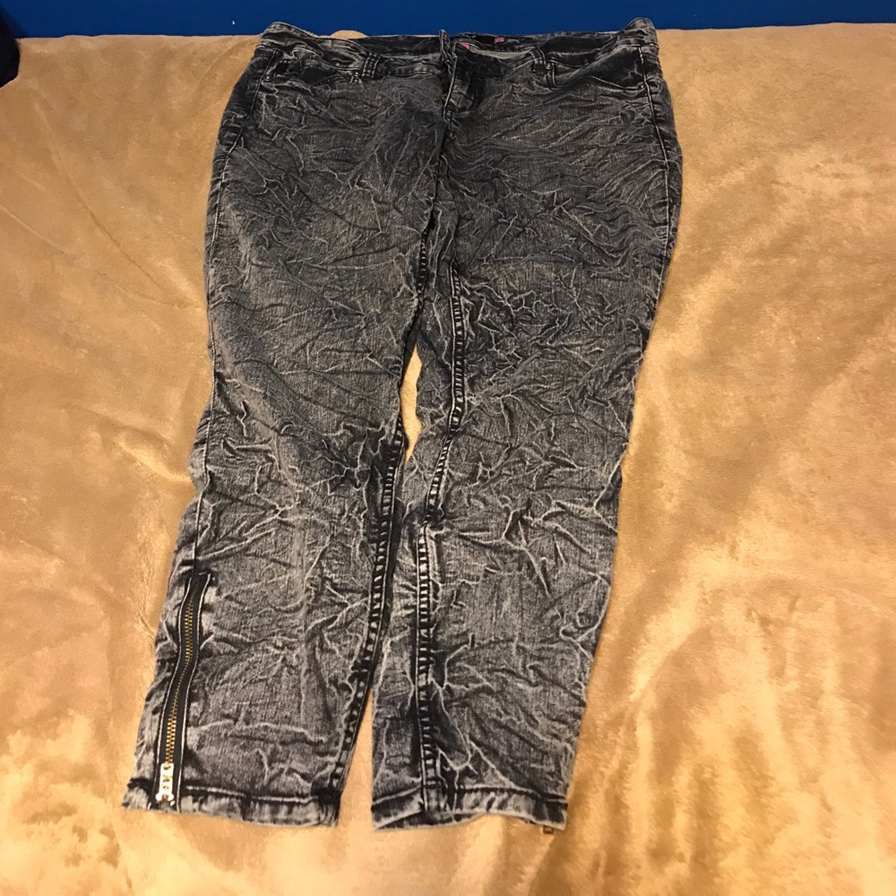 Torrid zipper jeans