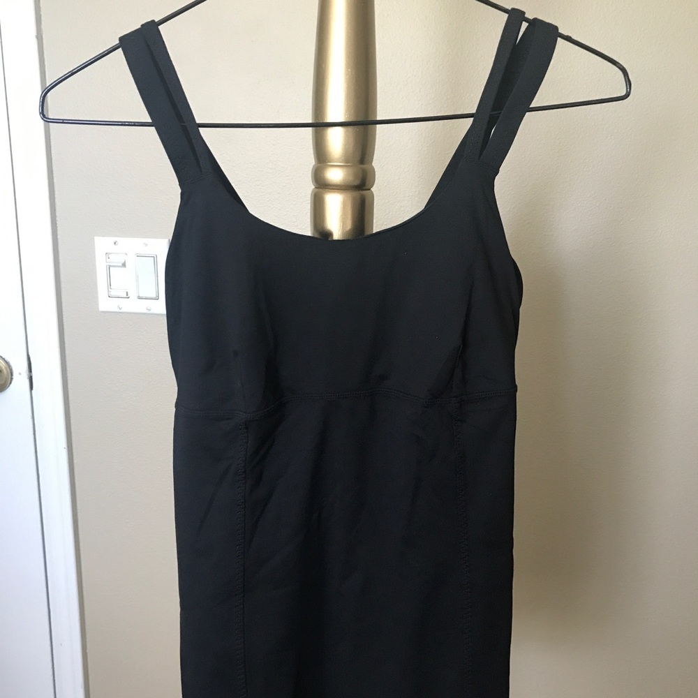 Black Lulu Lemon tank top🍋