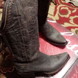 lucchese boots size 6