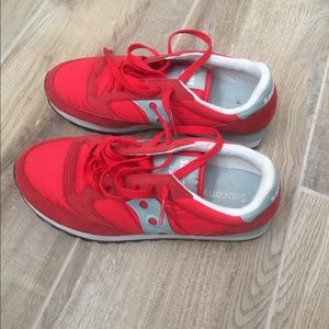 Saucony Jazz red