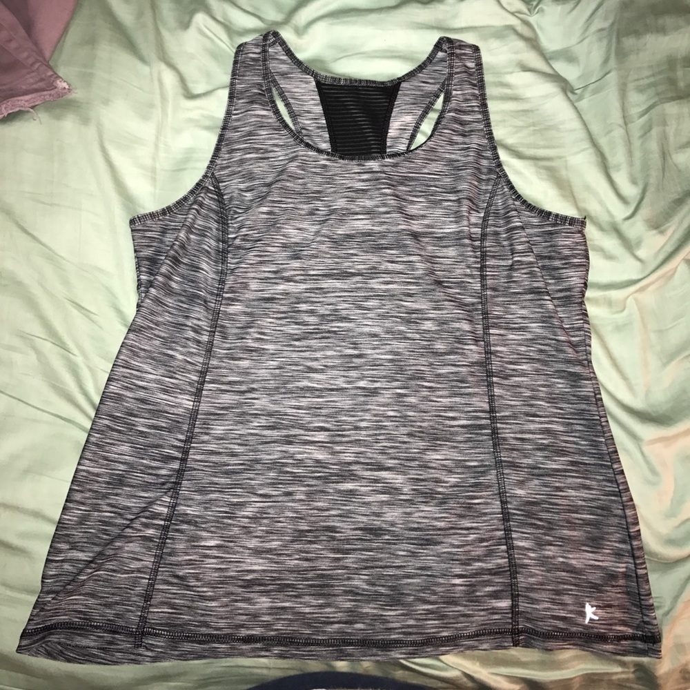 Workout tank top