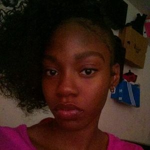 Meet your Posher, Jasmine