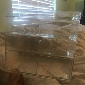 ON HOLD DO NOT BUY Acrylic Makeup Organizer