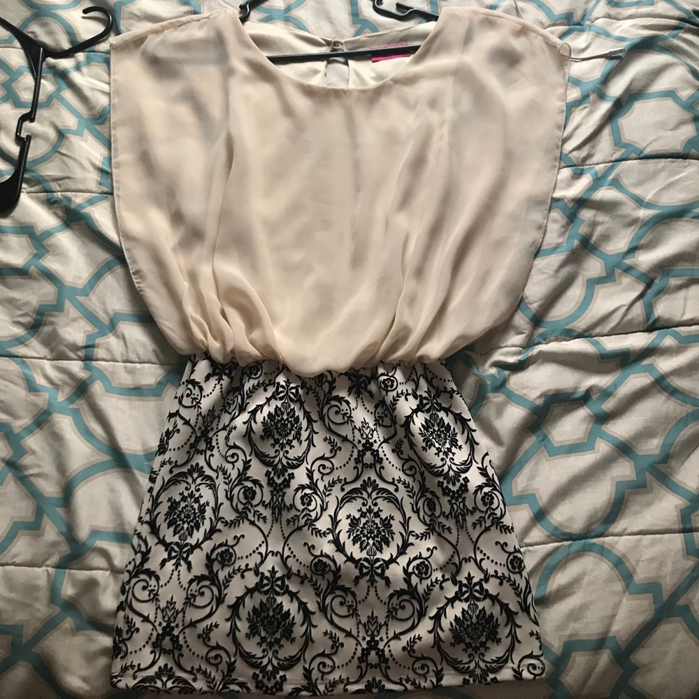 Party/casual dress
