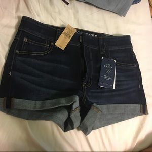 American Eagle Hi Rise Shortie
