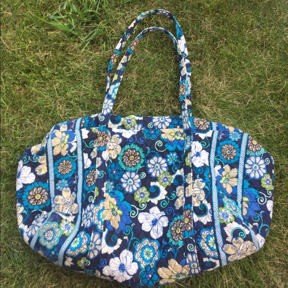 Vera Bradley blue duffel bag