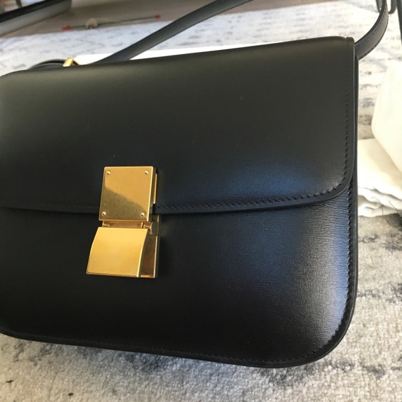 SOLD! 💯Celine Medium Box Bag - LIKE NEW - Picture 3 of 8
