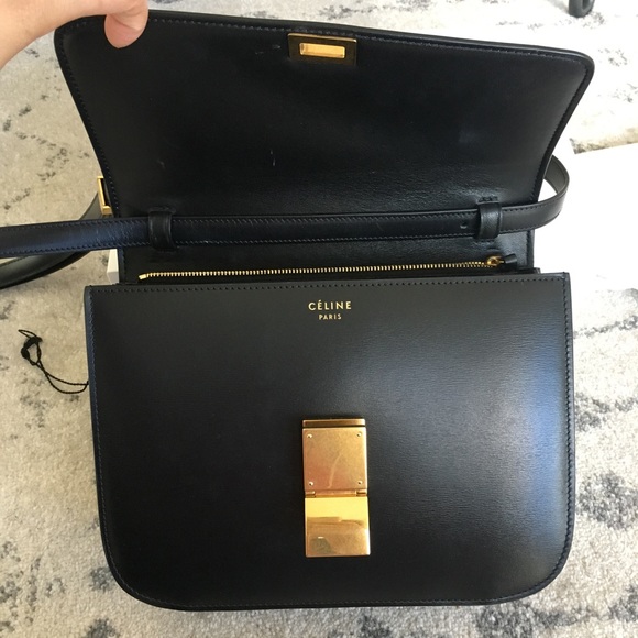 SOLD! 💯Celine Medium Box Bag - LIKE NEW - Picture 6 of 8