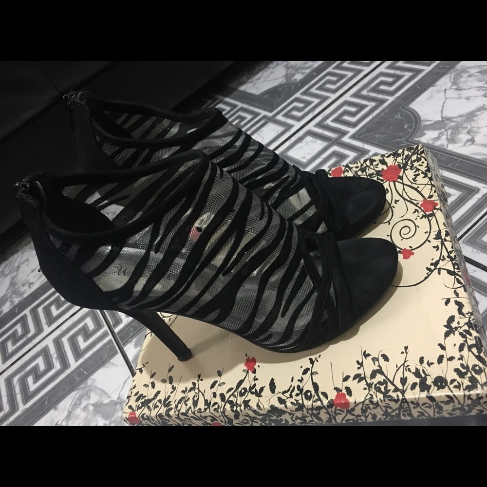 Wild Rose Heels