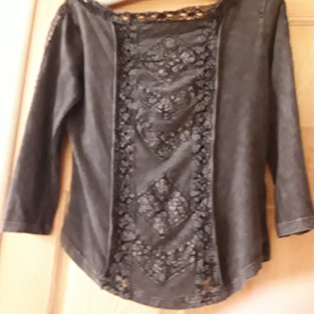 FREE PEOPLE  cotton black top with lace size XS