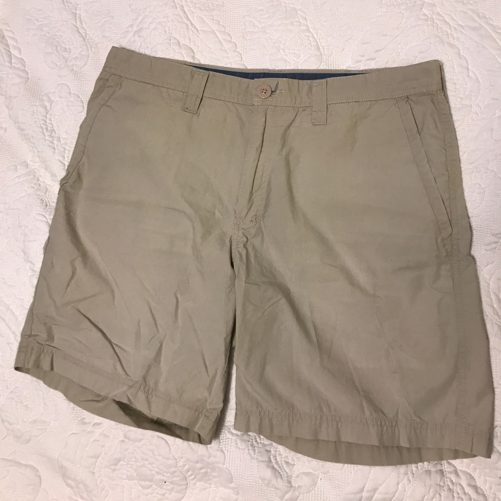 Columbia shorts