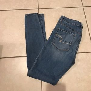 American Eagle skinny jeans