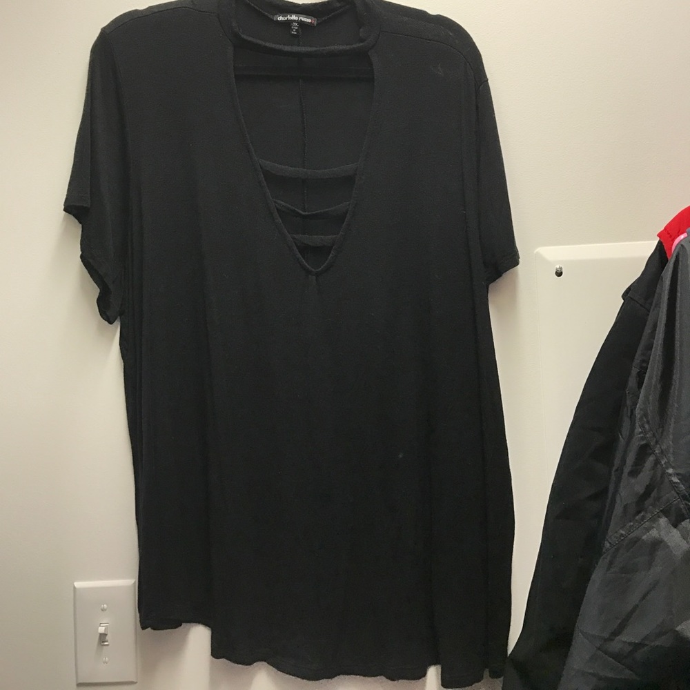 Black cotton tee with cage detail in front