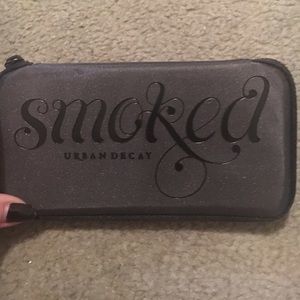 Urban Decay Smoked palette