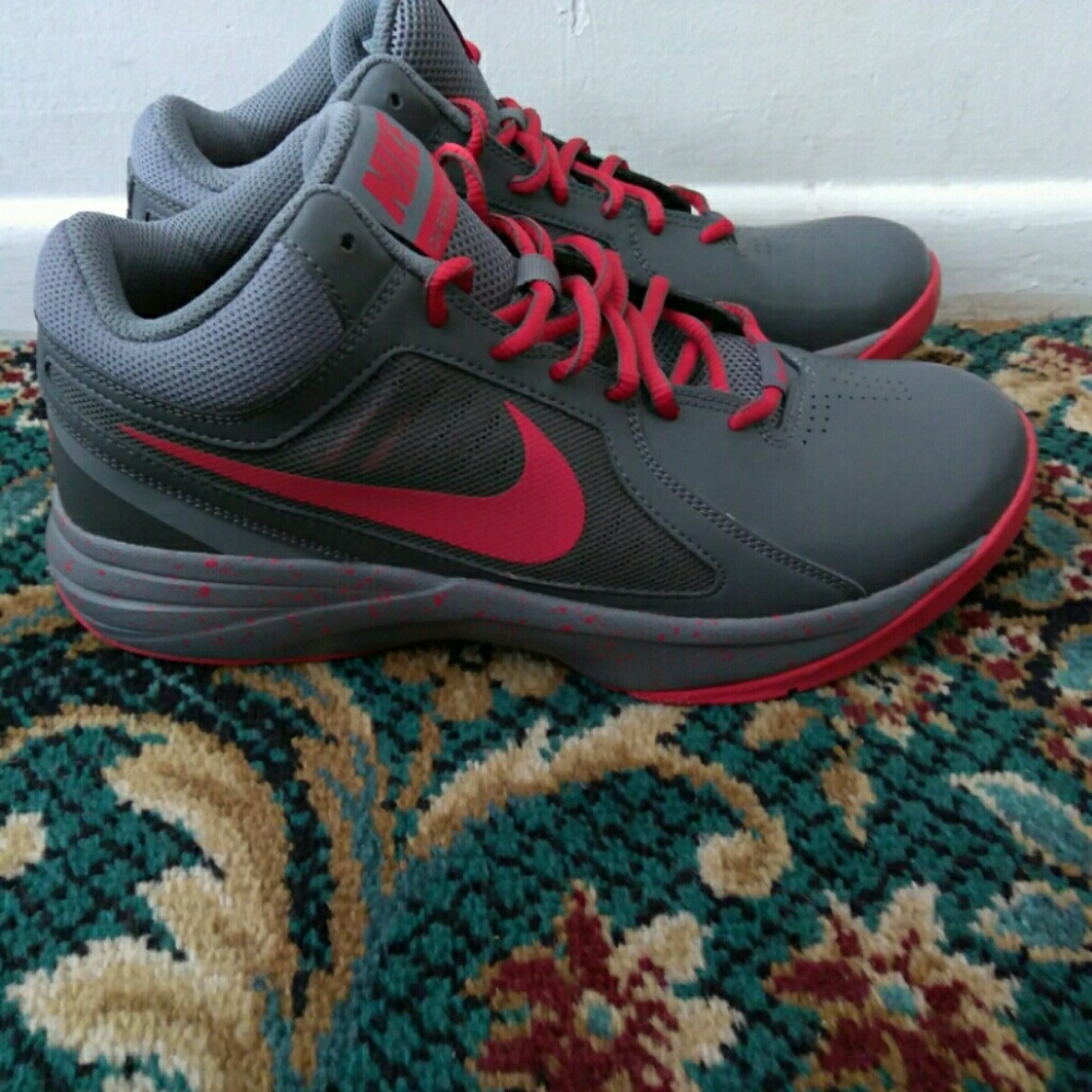 Nike Overplay Sneakers US Men Size 9