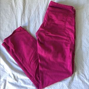 Very cute fuchsia skinny jeans!