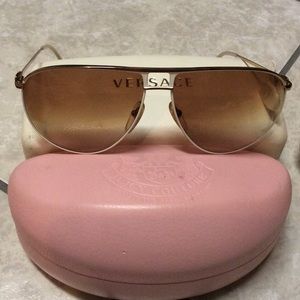 OVERSIZED VINTAGE LACOSTE AVIATORS