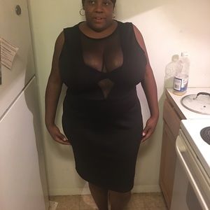 Plus size forever 21 mesh insert dress