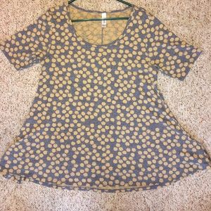 EUC M Perfect T LuLaRoe