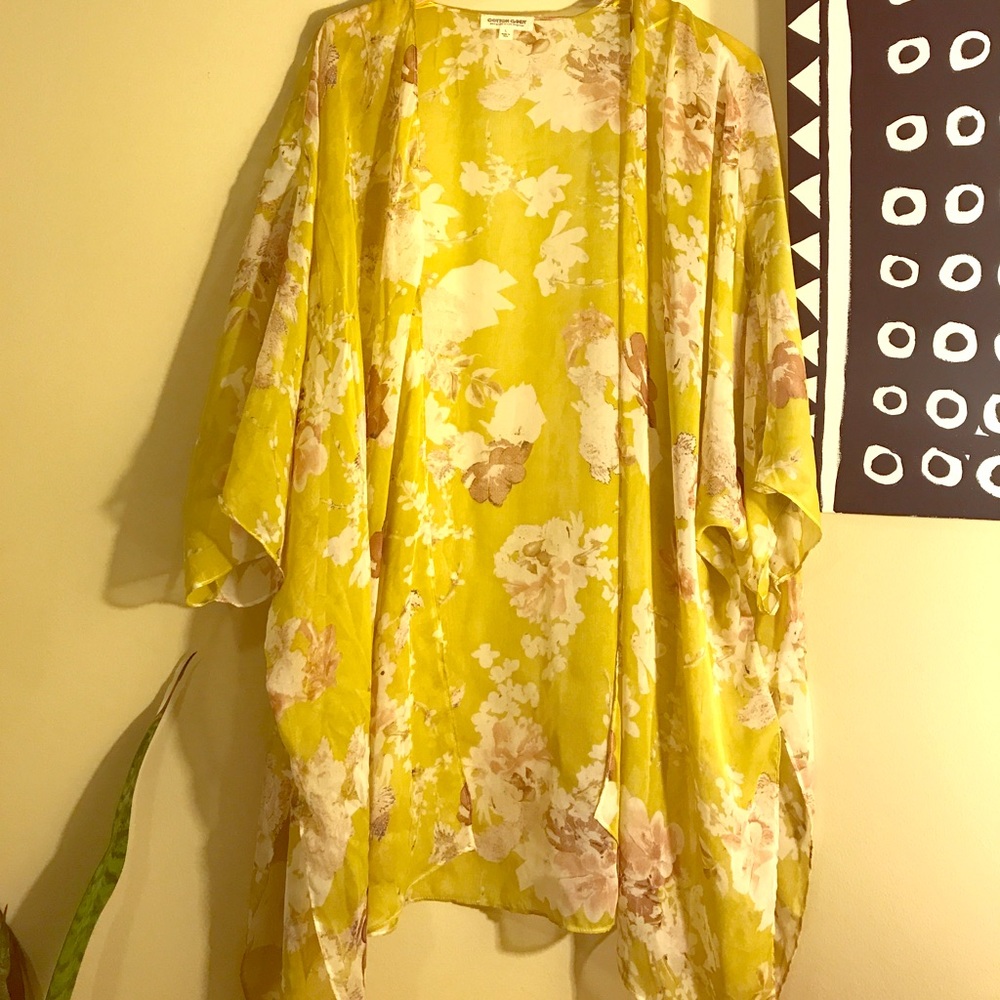 Yellow Floral Kimono/Robe