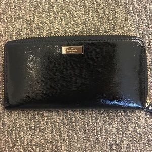 Kate Spade Black Wallet (new, never used)
