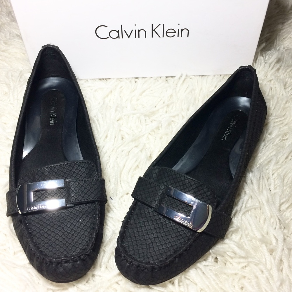 Calvin Klein "Kadyn" Snake Print Loafers Size 6