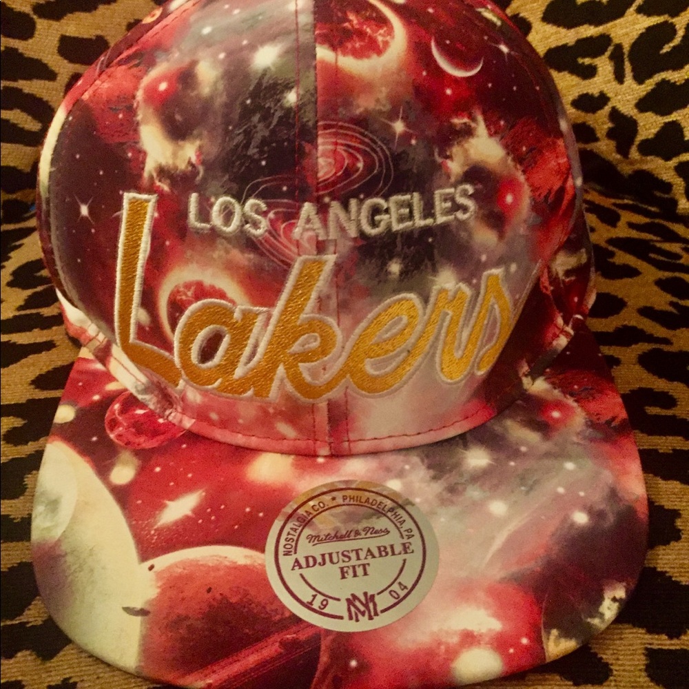 💫💥✨ METEORS & SPACE Mode LAKERS Hat💫💥✨ DOPE
