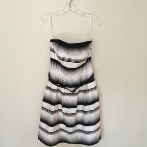 Strapless black/white stripe dress
