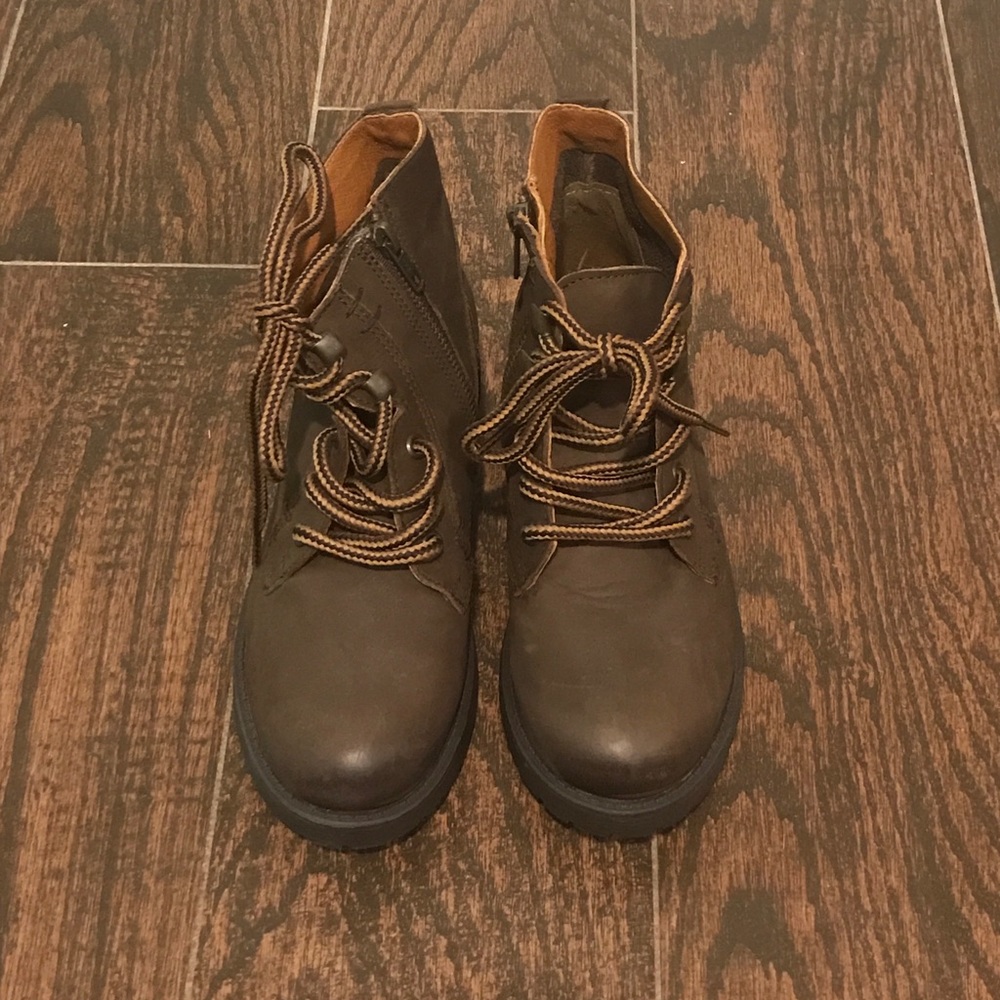 Steve Madden ankle boots