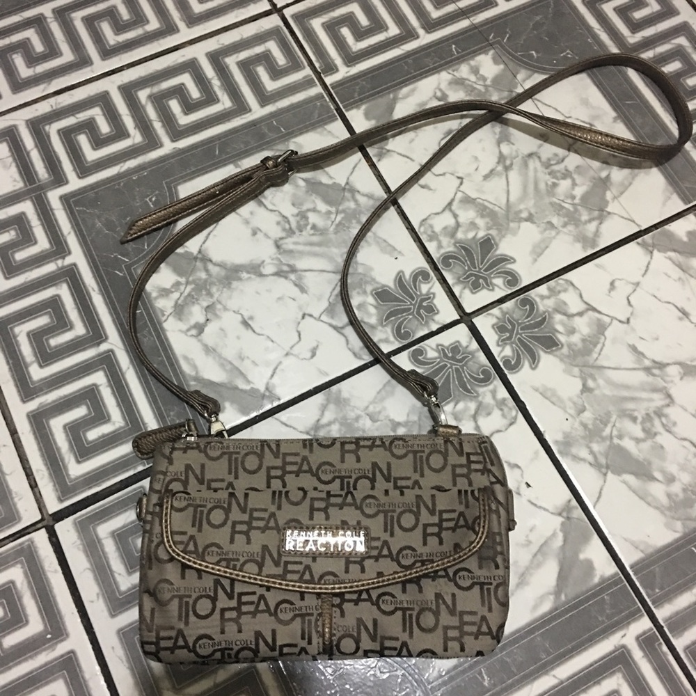 Kenneth Cole Reaction Bag