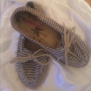 Super cute boat shoes