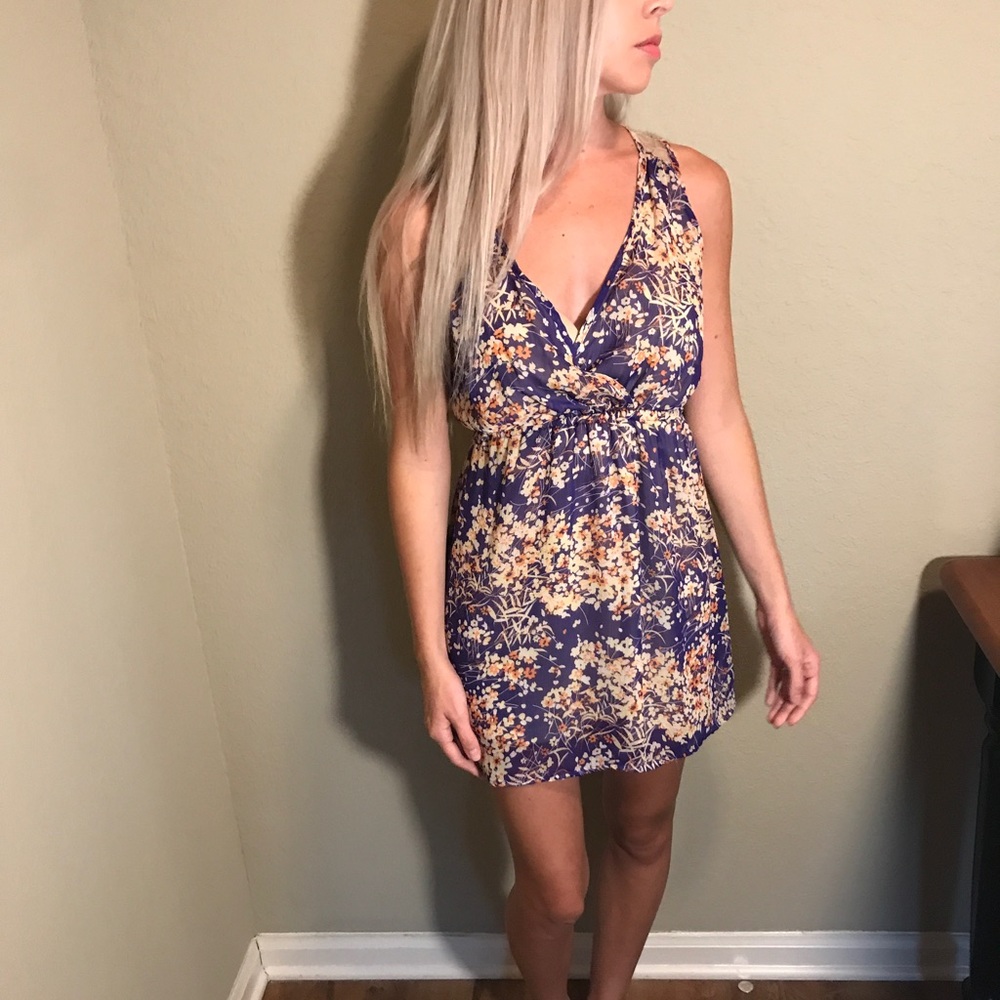☀️ FLORAL AND LACE summer sundress!