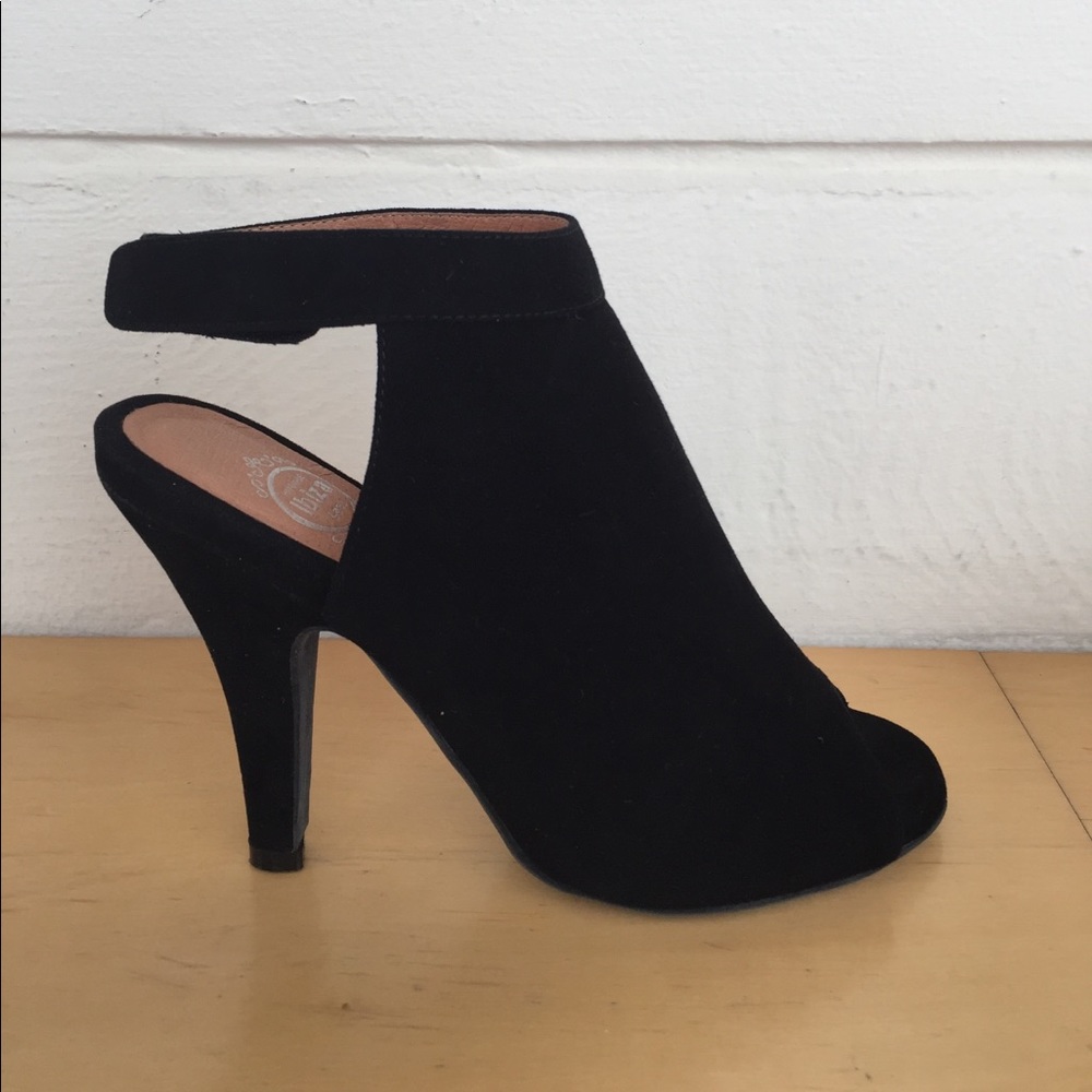 New Jeffrey Campbell Norene Black Suede Heels 7