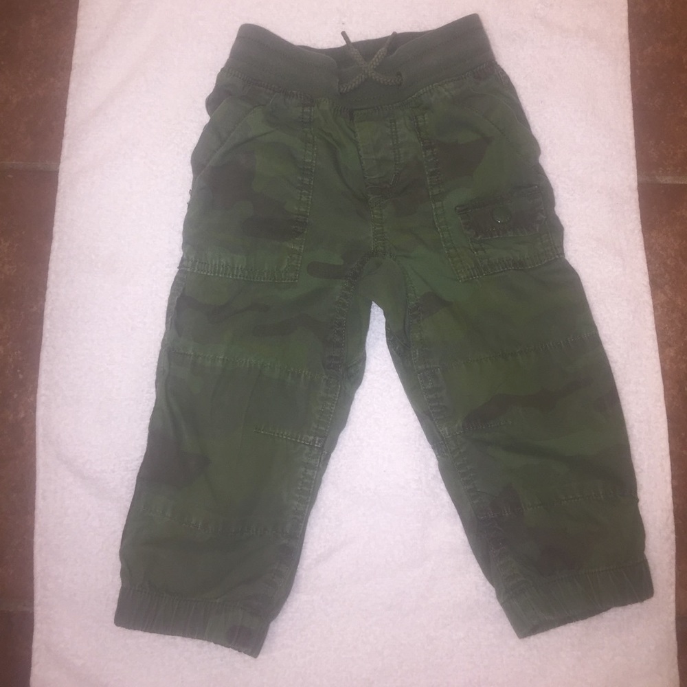 Boys camo Capri pants