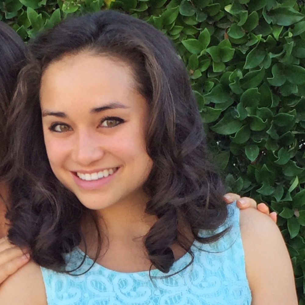 Meet your Posher, Courtney