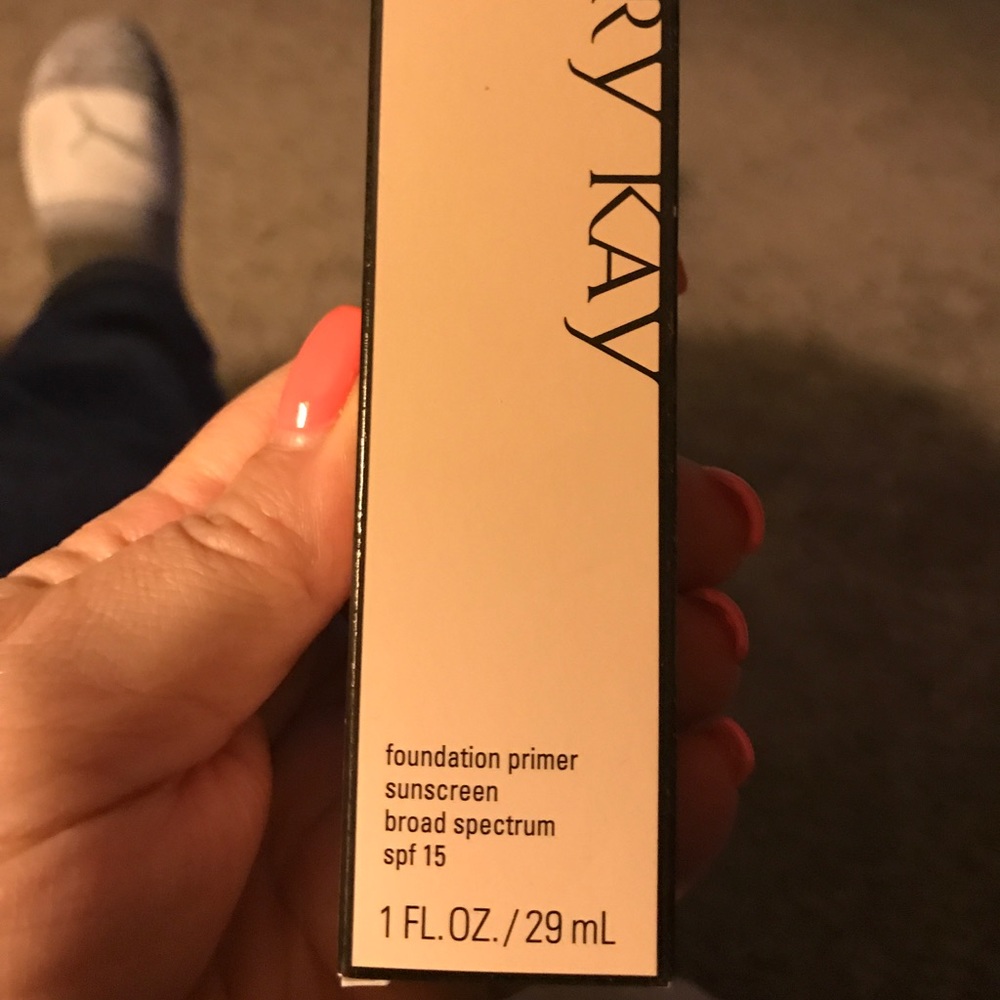 Mary Kay foundation primer
