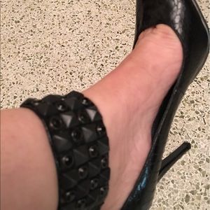 Sam Edelman heel shoes leather size 7. Never worn.