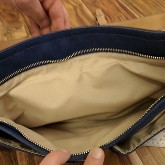 Coach Large Diaper Messenger Bag - Picture 5 of 8