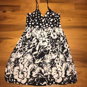 🆕NEW B&W Sundress
