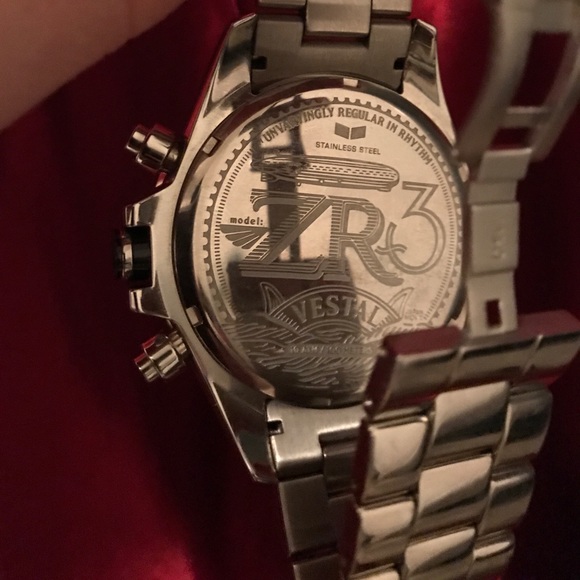 🌺🌻Host Pick🌺♥️Vestal Silver Chronograph Watch - Picture 3 of 8