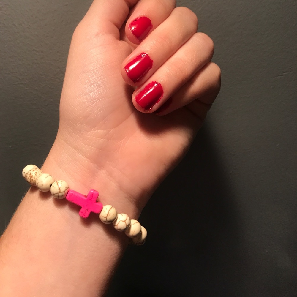 Beaded cross bracelet