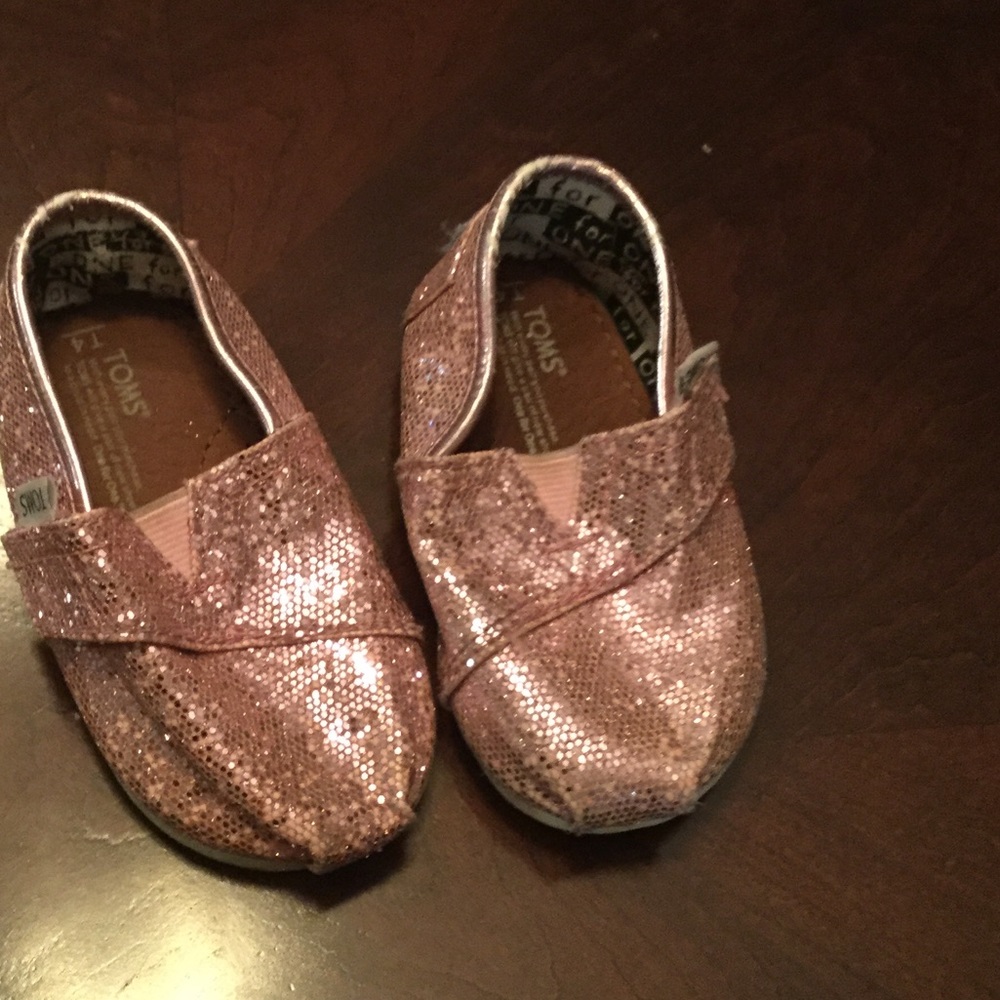 Kids Pink Sparkle Toms