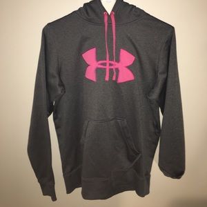 Under Armour Sweatshirt