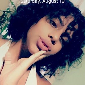 Meet your Posher, Erika