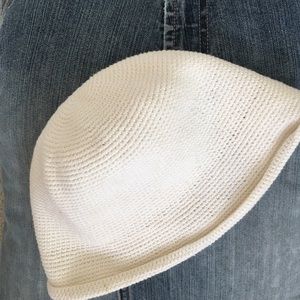 Gap hat