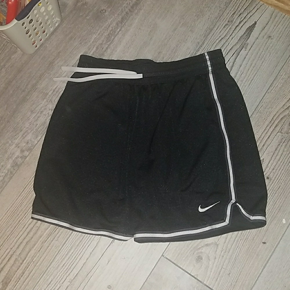 👟Nike Basketball Shorts. NWOT👟