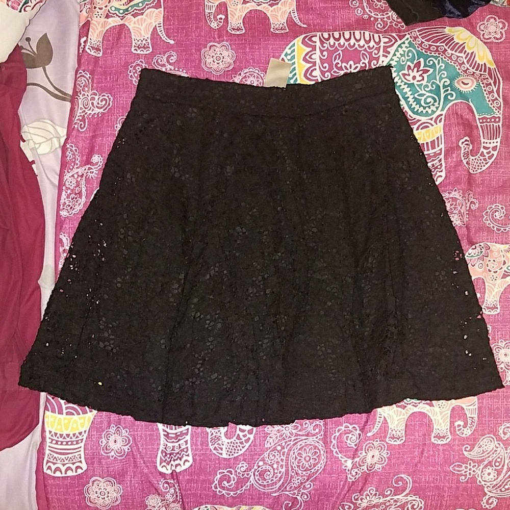black skirt
