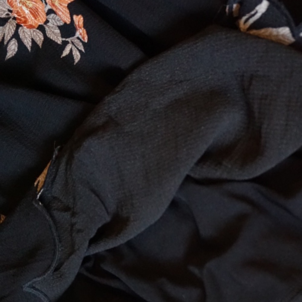 last Chance! Off The Shoulder Floral Dress - Picture 3 of 5