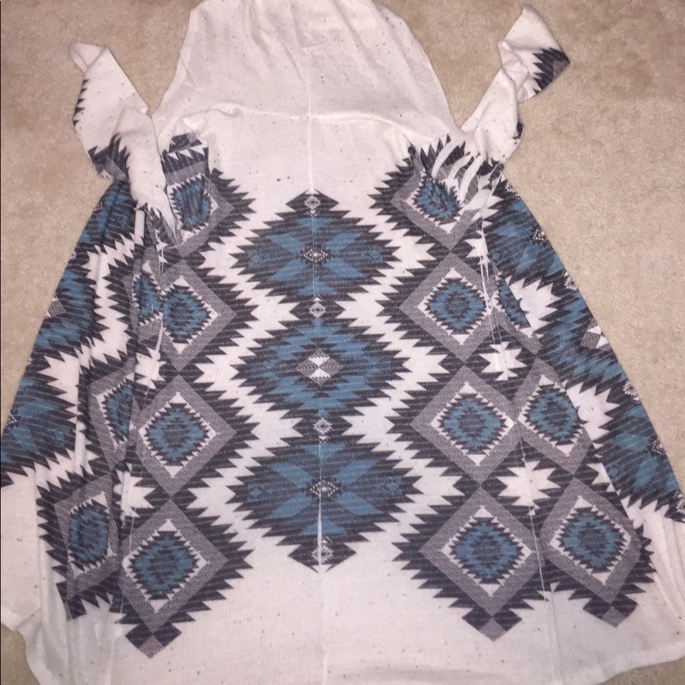 Evereve cardigan with hood